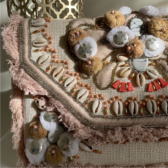 Francesca's Sea Shell Beaded Clutch Purse NWT - Picture 3 of 12